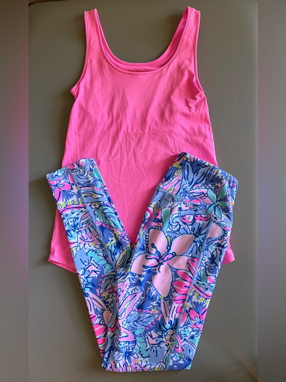 EUC Lilly Pulitzer XXS Luxletic Sunray Tank & XS Weekender leggings set